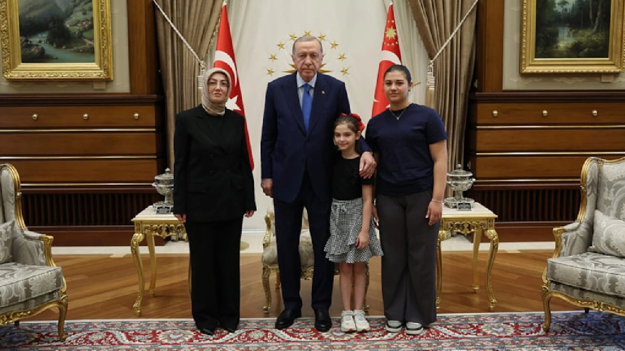 ayse-ates-erdogan